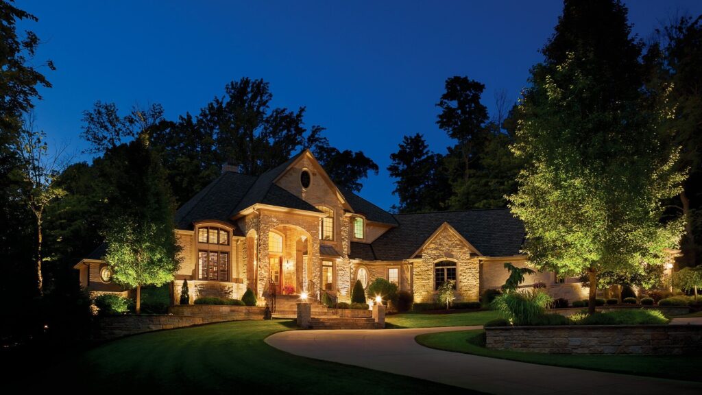 Professional Landscape Lighting in Baton Rouge: Outdoor Illumination Design