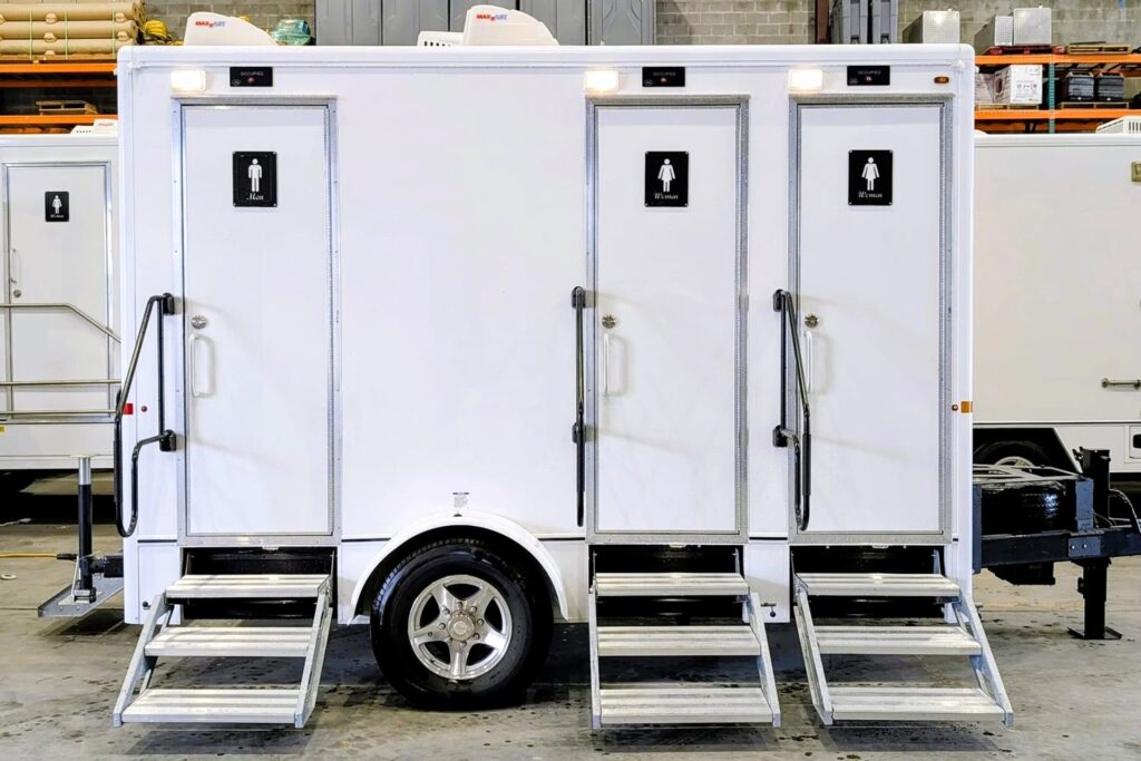 luxury portable bathrooms portable bathrooms