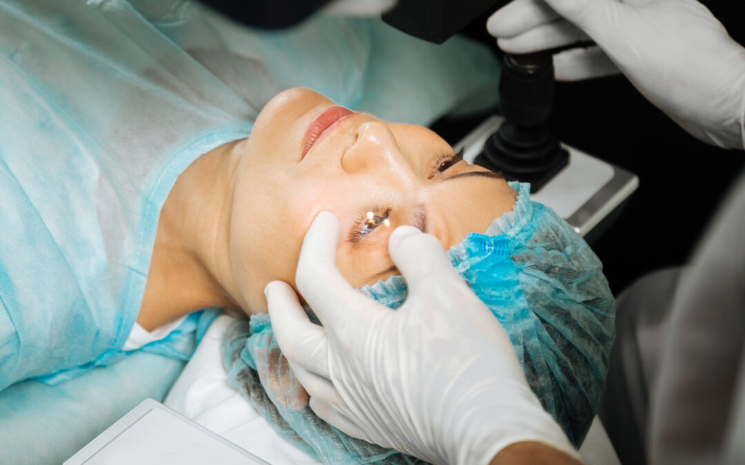 woman having Lasik eye surgery
